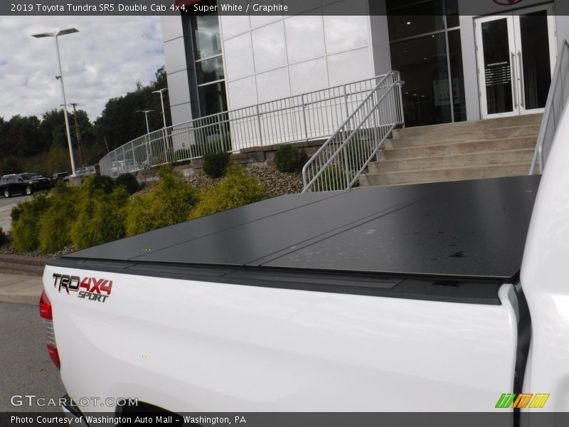 Super White / Graphite 2019 Toyota Tundra SR5 Double Cab 4x4