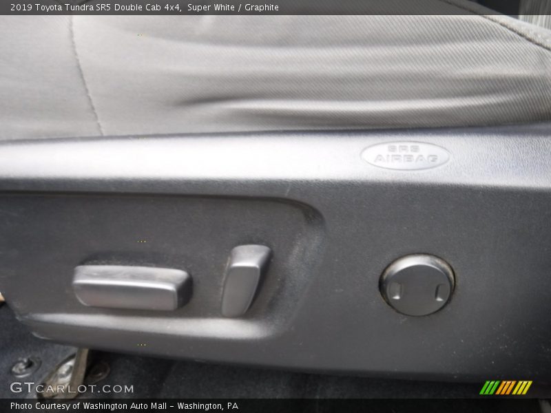 Super White / Graphite 2019 Toyota Tundra SR5 Double Cab 4x4