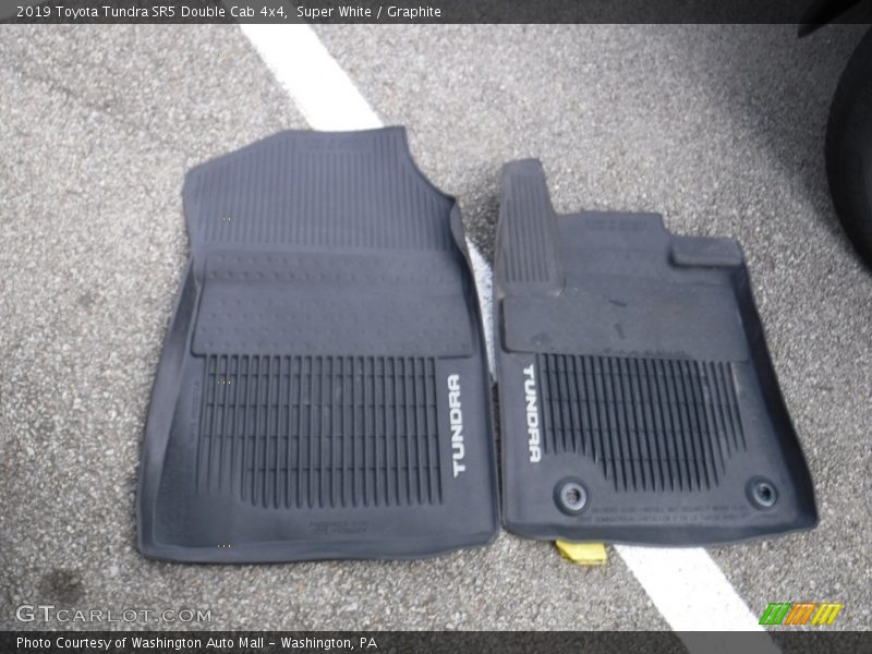 Super White / Graphite 2019 Toyota Tundra SR5 Double Cab 4x4