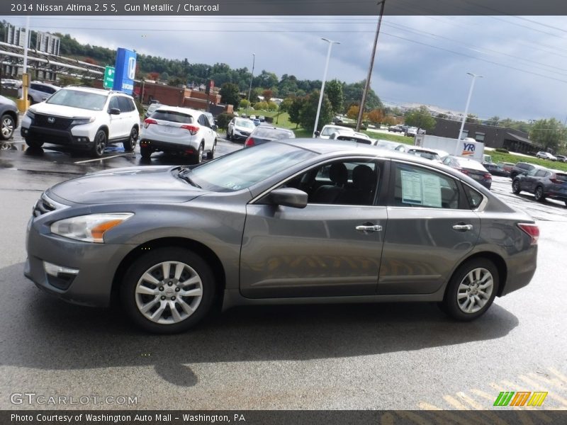 Gun Metallic / Charcoal 2014 Nissan Altima 2.5 S