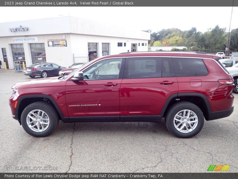 Velvet Red Pearl / Global Black 2023 Jeep Grand Cherokee L Laredo 4x4