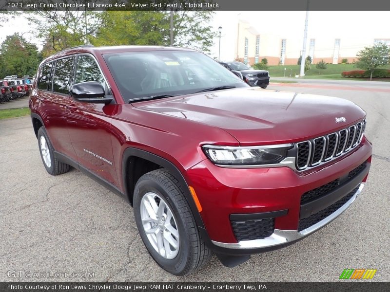 Velvet Red Pearl / Global Black 2023 Jeep Grand Cherokee L Laredo 4x4