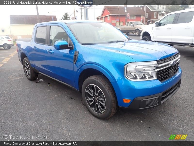 Front 3/4 View of 2022 Maverick Lariat Hybrid