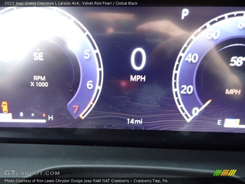 Velvet Red Pearl / Global Black 2023 Jeep Grand Cherokee L Laredo 4x4