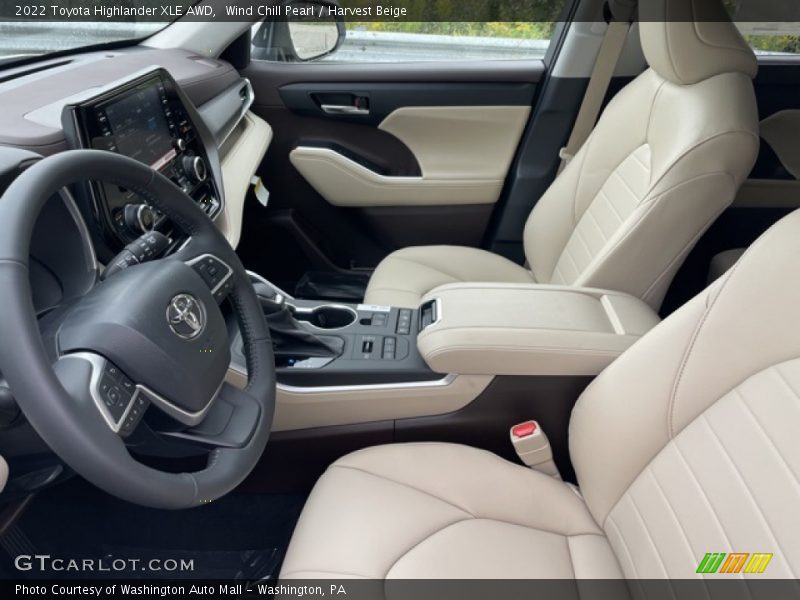 Wind Chill Pearl / Harvest Beige 2022 Toyota Highlander XLE AWD