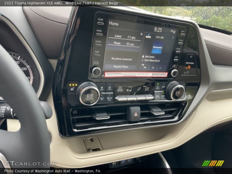 Wind Chill Pearl / Harvest Beige 2022 Toyota Highlander XLE AWD