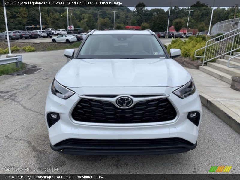 Wind Chill Pearl / Harvest Beige 2022 Toyota Highlander XLE AWD
