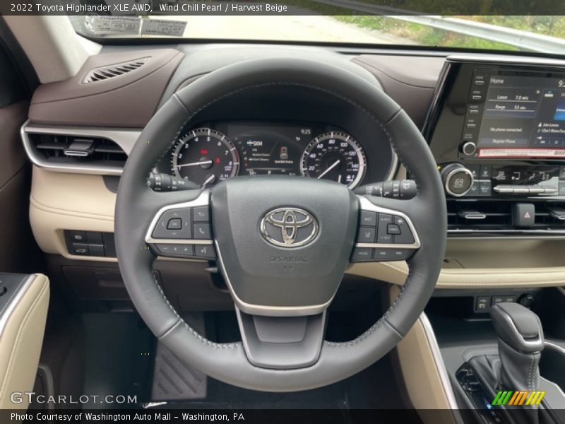 Wind Chill Pearl / Harvest Beige 2022 Toyota Highlander XLE AWD