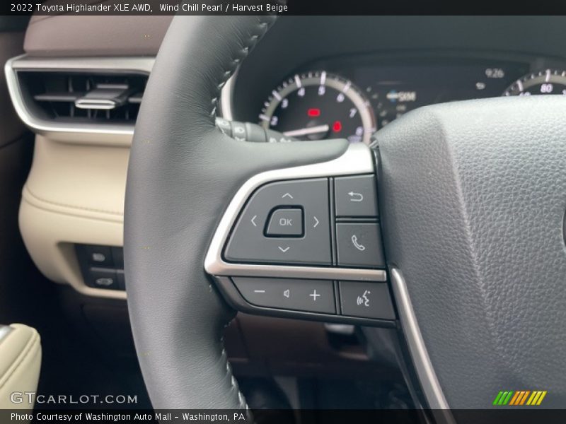 Wind Chill Pearl / Harvest Beige 2022 Toyota Highlander XLE AWD
