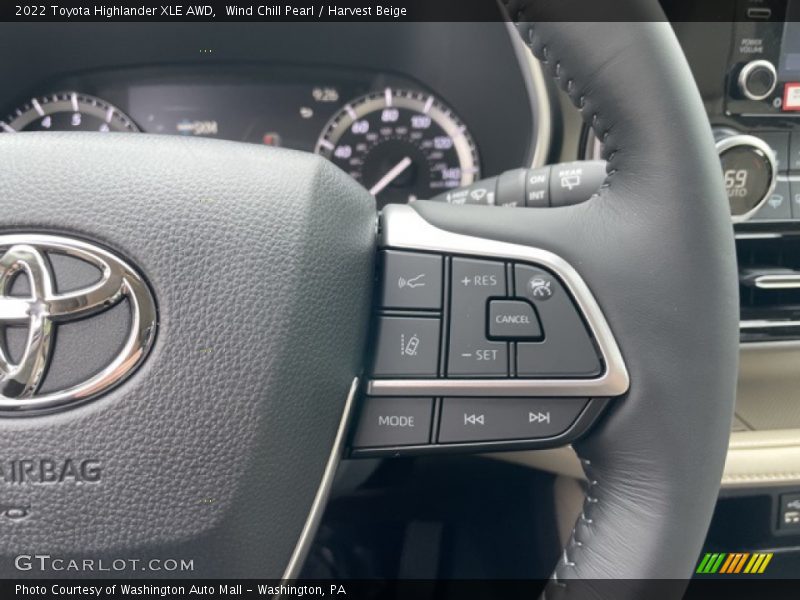 Wind Chill Pearl / Harvest Beige 2022 Toyota Highlander XLE AWD