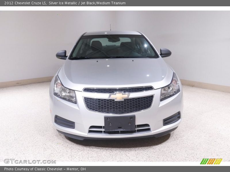 Silver Ice Metallic / Jet Black/Medium Titanium 2012 Chevrolet Cruze LS