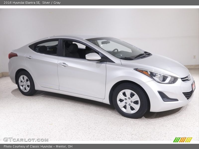 Silver / Gray 2016 Hyundai Elantra SE