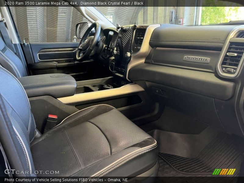 Diamond Black Crystal Pearl / Black 2020 Ram 3500 Laramie Mega Cab 4x4