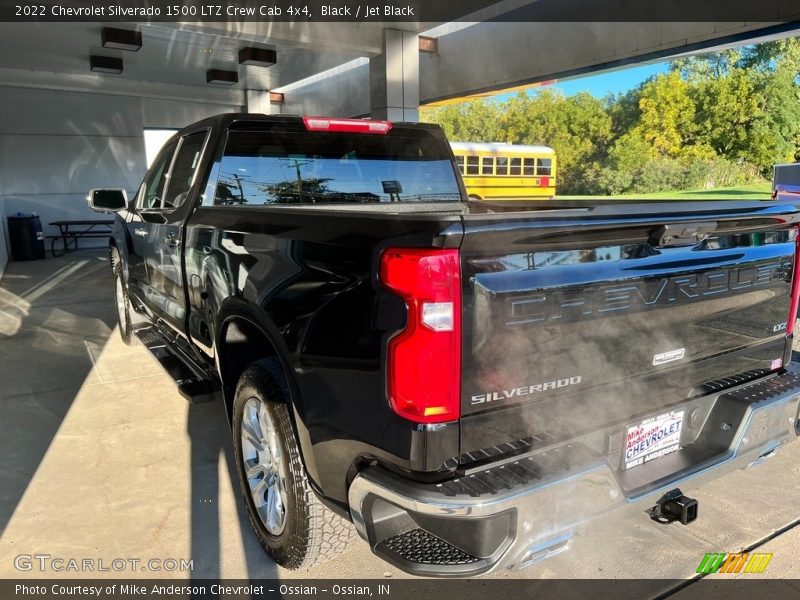 Black / Jet Black 2022 Chevrolet Silverado 1500 LTZ Crew Cab 4x4