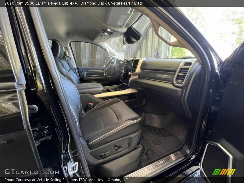 Diamond Black Crystal Pearl / Black 2020 Ram 3500 Laramie Mega Cab 4x4