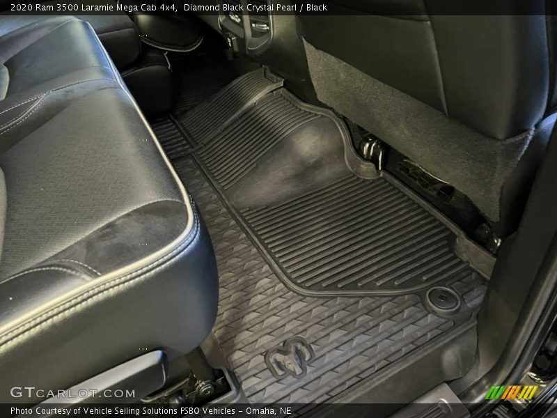 Diamond Black Crystal Pearl / Black 2020 Ram 3500 Laramie Mega Cab 4x4