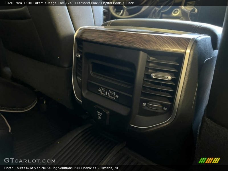 Diamond Black Crystal Pearl / Black 2020 Ram 3500 Laramie Mega Cab 4x4