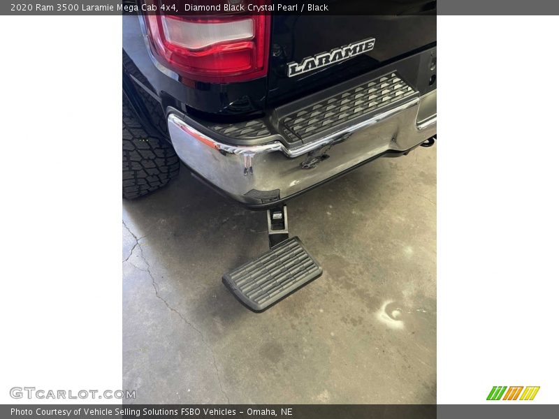 Diamond Black Crystal Pearl / Black 2020 Ram 3500 Laramie Mega Cab 4x4