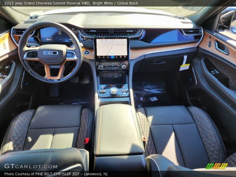 Bright White / Global Black 2023 Jeep Grand Cherokee Summit Reserve 4WD