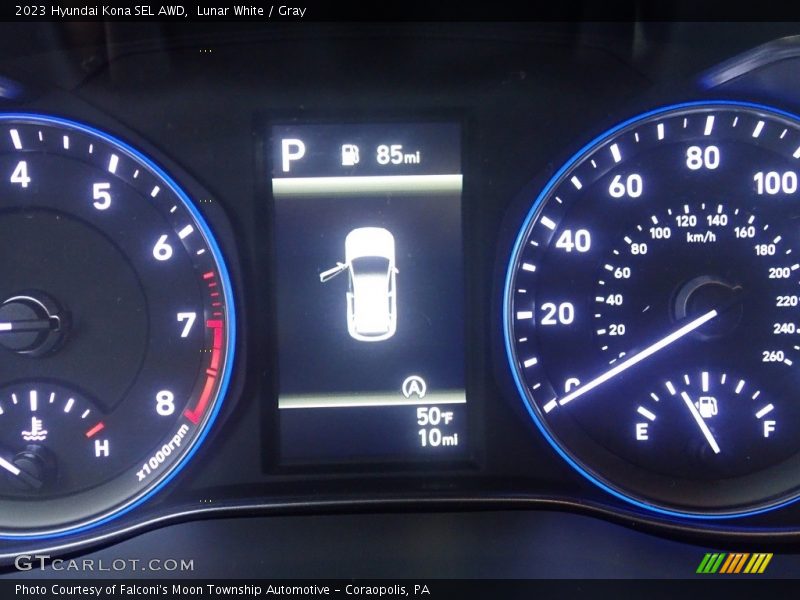 Lunar White / Gray 2023 Hyundai Kona SEL AWD