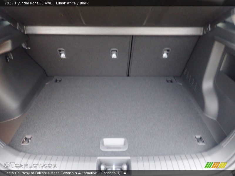 Lunar White / Black 2023 Hyundai Kona SE AWD