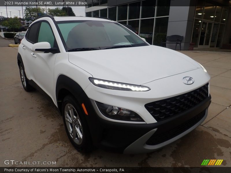 Lunar White / Black 2023 Hyundai Kona SE AWD
