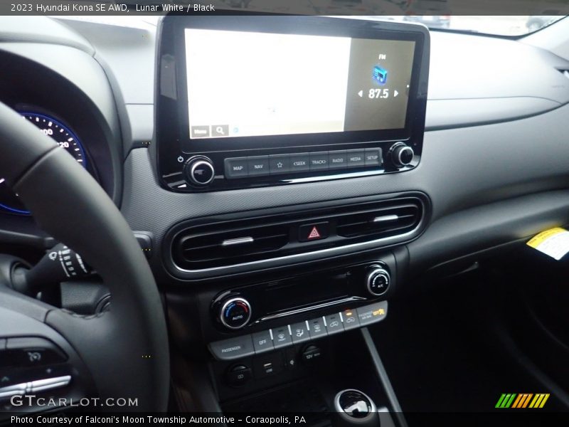Lunar White / Black 2023 Hyundai Kona SE AWD
