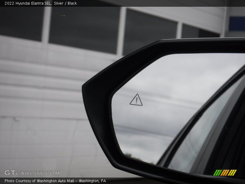Silver / Black 2022 Hyundai Elantra SEL