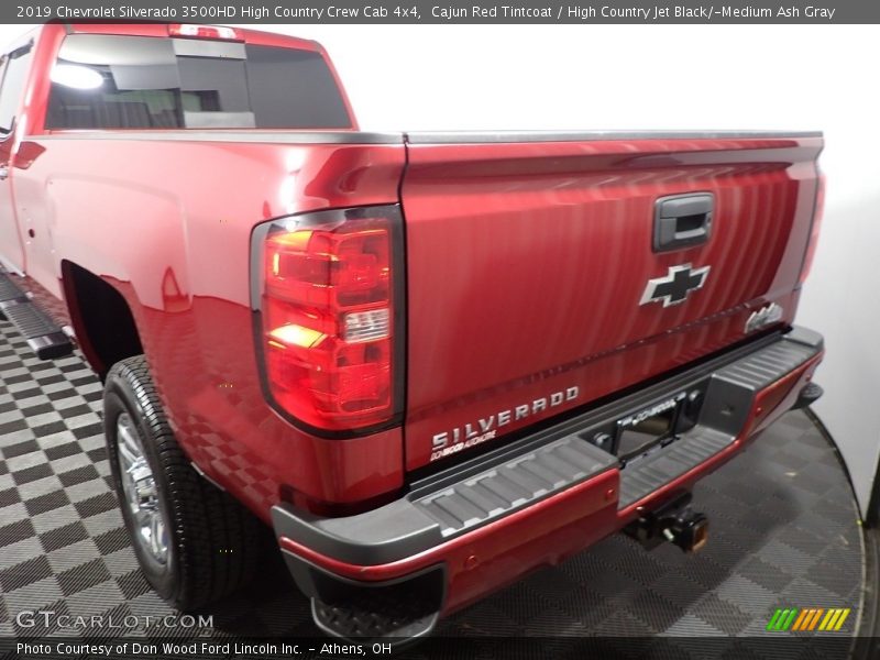 Cajun Red Tintcoat / High Country Jet Black/­Medium Ash Gray 2019 Chevrolet Silverado 3500HD High Country Crew Cab 4x4
