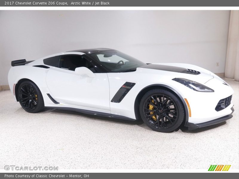 Arctic White / Jet Black 2017 Chevrolet Corvette Z06 Coupe