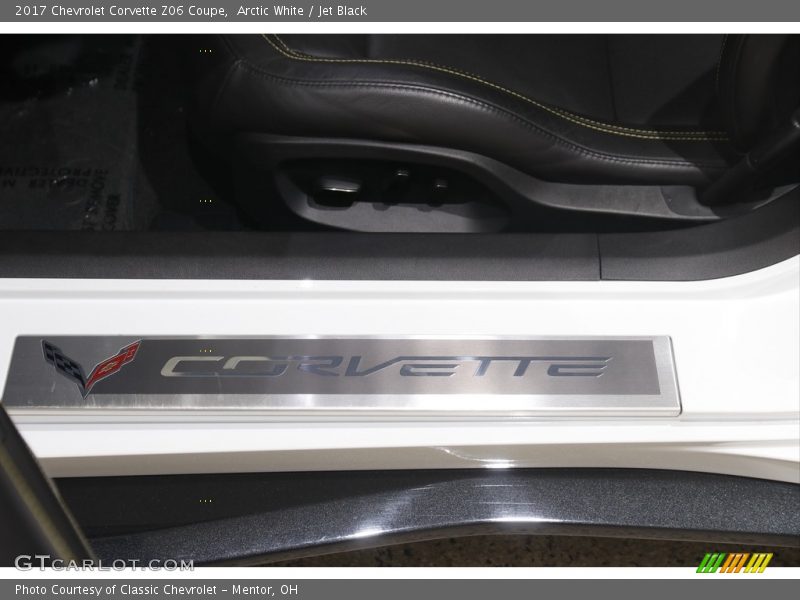 Arctic White / Jet Black 2017 Chevrolet Corvette Z06 Coupe