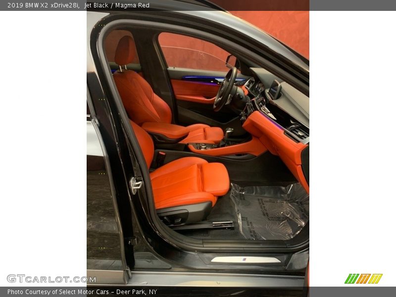 Jet Black / Magma Red 2019 BMW X2 xDrive28i