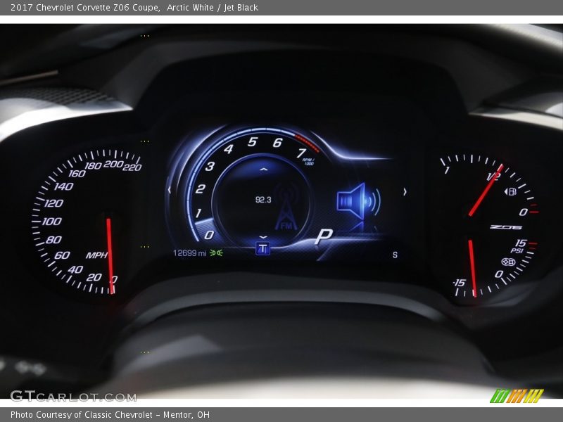 Arctic White / Jet Black 2017 Chevrolet Corvette Z06 Coupe