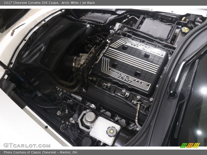 Arctic White / Jet Black 2017 Chevrolet Corvette Z06 Coupe