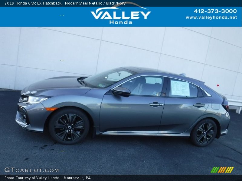 Modern Steel Metallic / Black/Ivory 2019 Honda Civic EX Hatchback