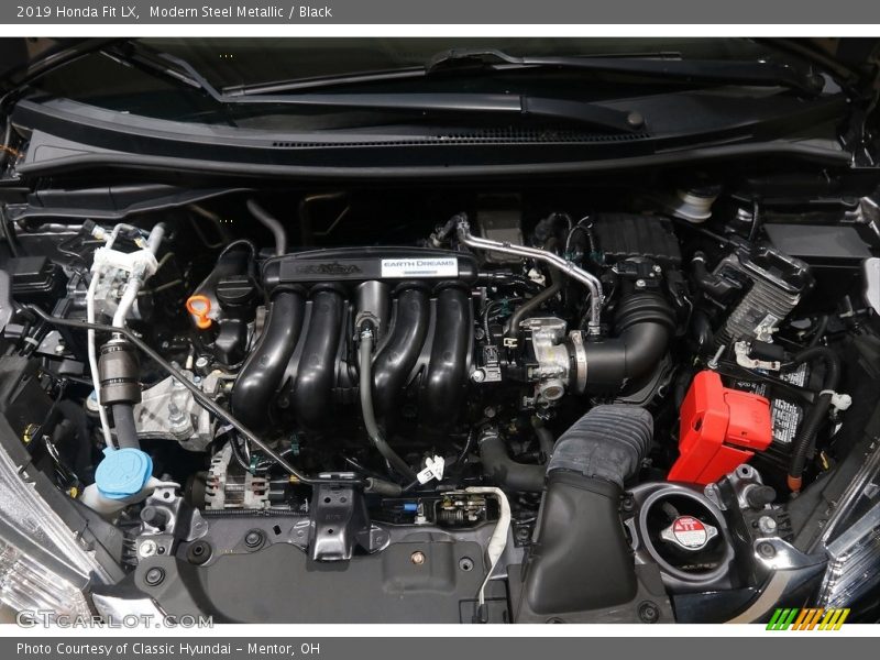 Modern Steel Metallic / Black 2019 Honda Fit LX