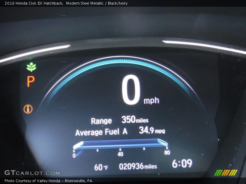 Modern Steel Metallic / Black/Ivory 2019 Honda Civic EX Hatchback