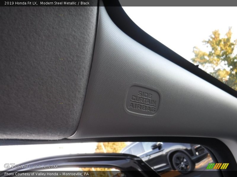 Modern Steel Metallic / Black 2019 Honda Fit LX