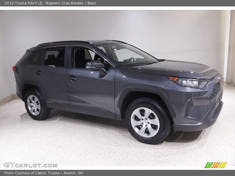 Magnetic Gray Metallic / Black 2019 Toyota RAV4 LE