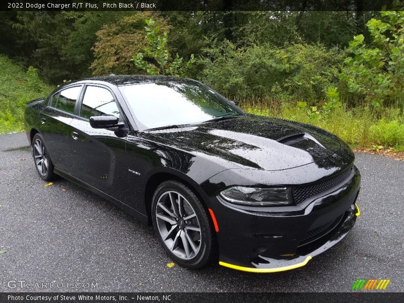Pitch Black / Black 2022 Dodge Charger R/T Plus