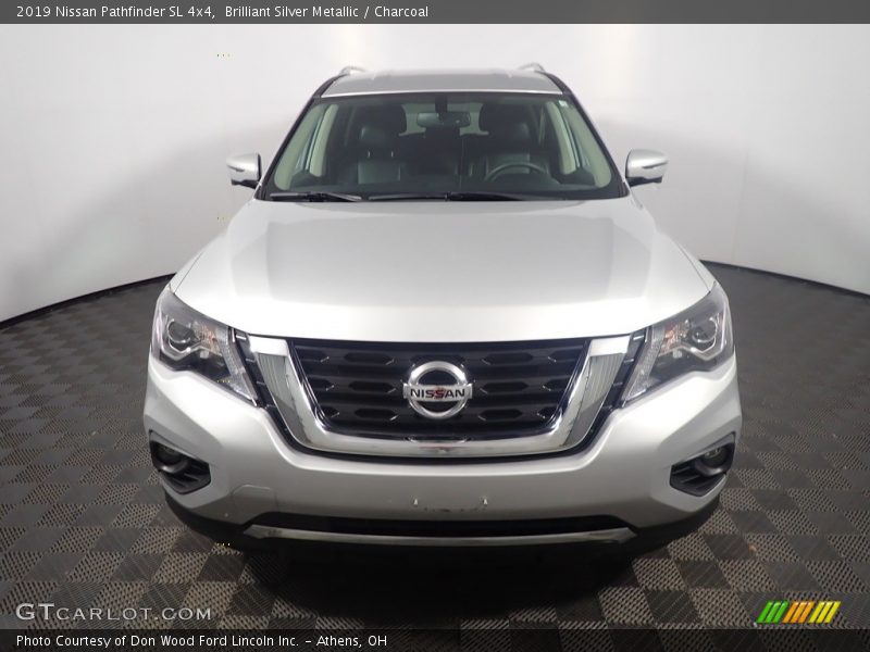 Brilliant Silver Metallic / Charcoal 2019 Nissan Pathfinder SL 4x4