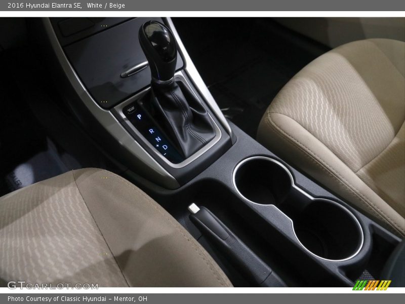White / Beige 2016 Hyundai Elantra SE