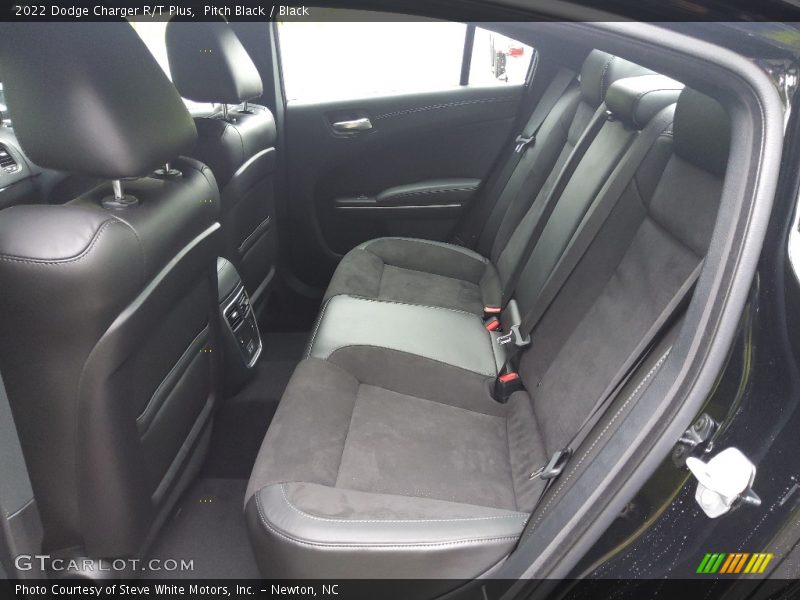 Pitch Black / Black 2022 Dodge Charger R/T Plus