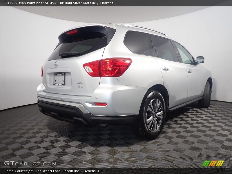Brilliant Silver Metallic / Charcoal 2019 Nissan Pathfinder SL 4x4
