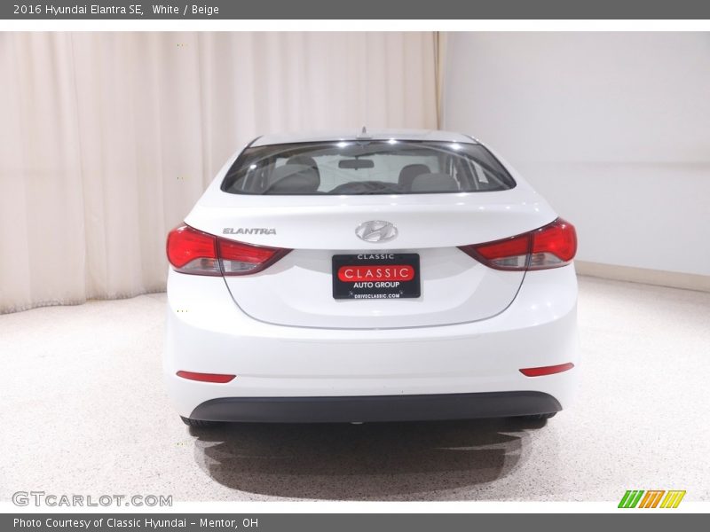 White / Beige 2016 Hyundai Elantra SE