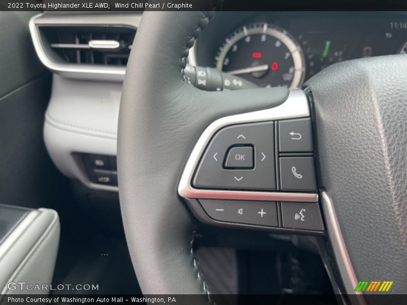 Wind Chill Pearl / Graphite 2022 Toyota Highlander XLE AWD
