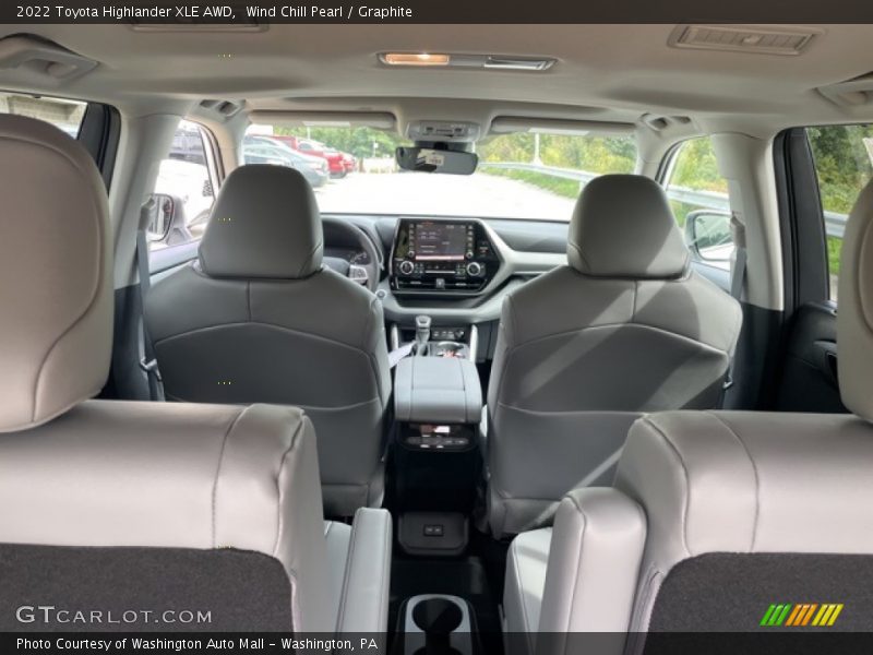 Wind Chill Pearl / Graphite 2022 Toyota Highlander XLE AWD