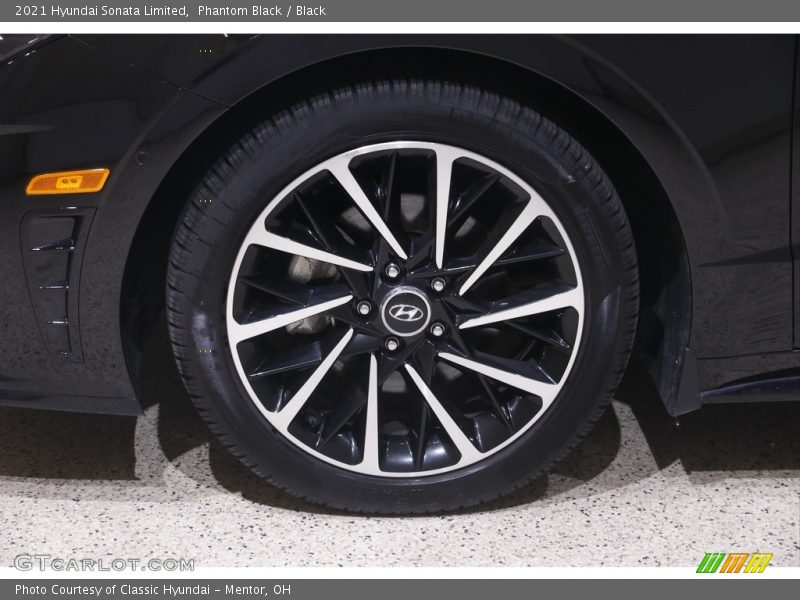 Phantom Black / Black 2021 Hyundai Sonata Limited