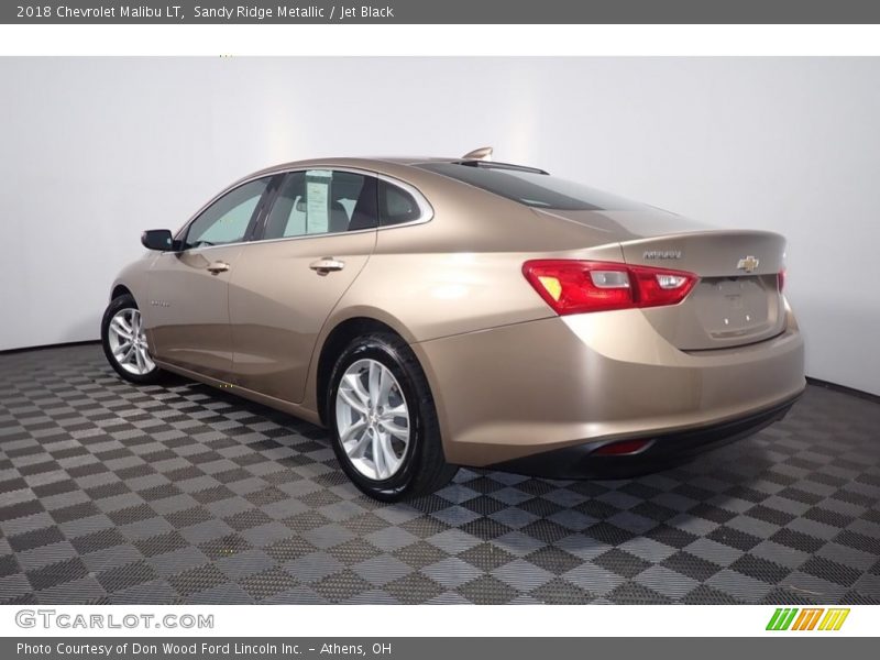 Sandy Ridge Metallic / Jet Black 2018 Chevrolet Malibu LT