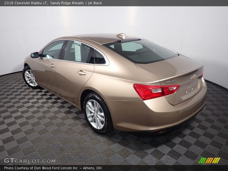 Sandy Ridge Metallic / Jet Black 2018 Chevrolet Malibu LT